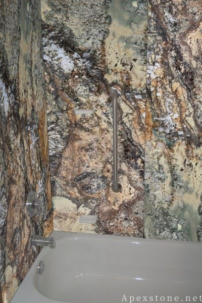 Wandpaneele aus gestapeltem Stein Shangri-La Granite